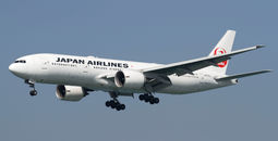 Japan Airlines Boeing 777