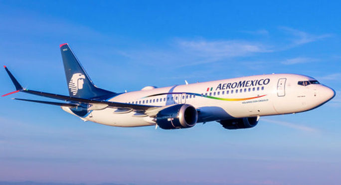 En este mes del orgullo, Aeroméxico lanzó un spot en apoyo al matrimonio igualitario, defendiendo su convicción de que el amor trasciende fronteras. (Photo via: Aeroméxico).