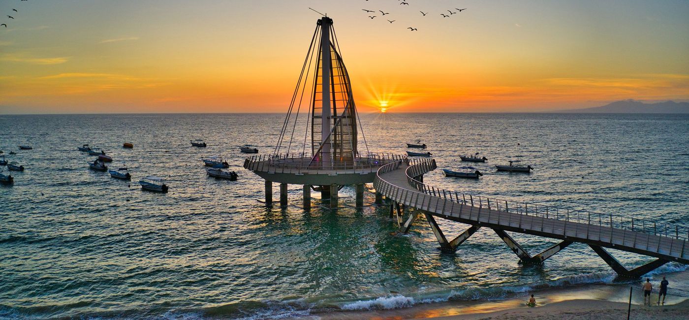 Image: Sunset in Puerto Vallarta (photo via Puerto Vallarta) ((photo via Puerto Vallarta))