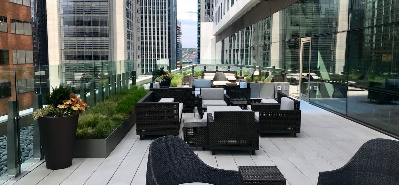 Image: PHOTO: Outdoor seating at the Regency Club at Hyatt Regency Seattle (Photo by Scott Laird)