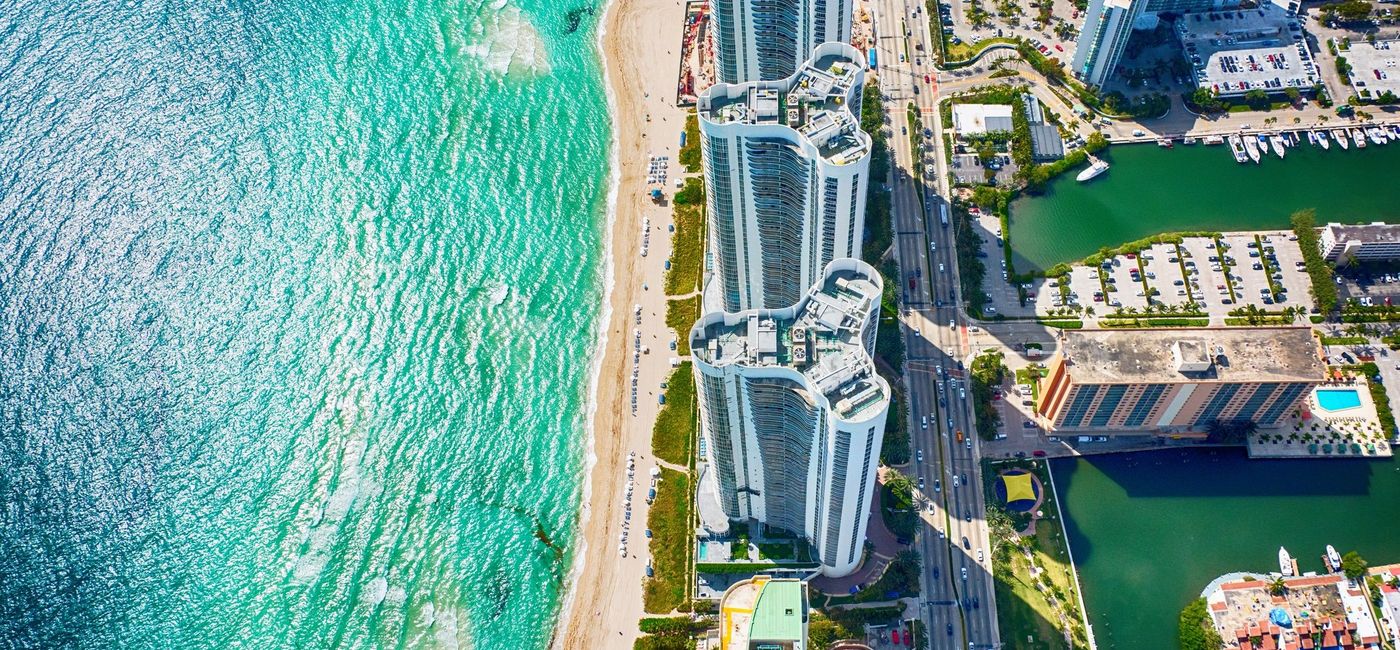 Image: Sunny Isles Beach (Art Wager / getty images)