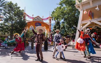 Plaza de la Familia Returns to Disney California Adventure Park.