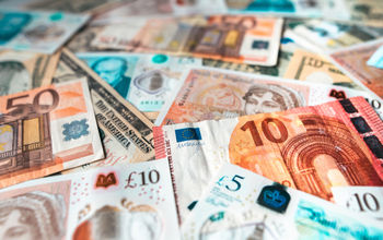 Mixed bills of different global currencies.