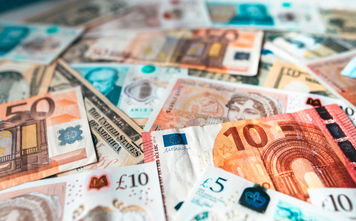 Mixed bills of different global currencies.