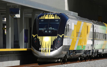 train, brightline, travel
