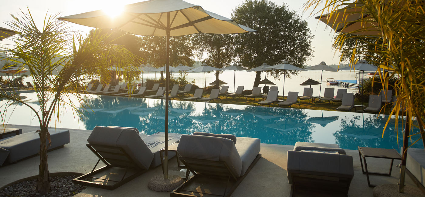 Image: Infinity pool at Dreams Corfu Resort & Spa (Photo Credit: Inclusive Collection)