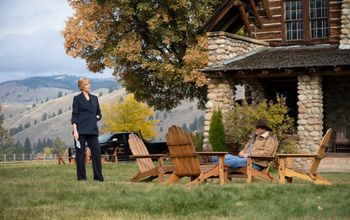 Kelly Reilly, Beth Dutton, Kevin Costner, John Dutton, Paramount, TV, television, series, Yellowstone, Darby, Montana, ranch