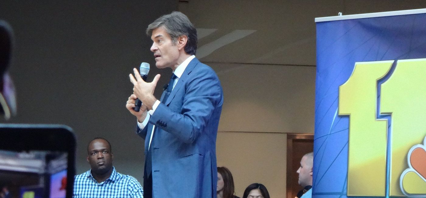 Image: Dr. Mehmet Oz, television personality and practicing surgeon, helped save a man's life at Newark-Liberty International Airport. (photo by Elyse Horvath/Flickr) (Elyse Horvath)