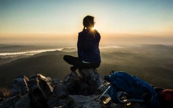 hiker, hiking, hikes, overlooks, outdoors, backpacking, sunrise, mountains, Arkansas River Valley, Pinnacle Mountain State Park