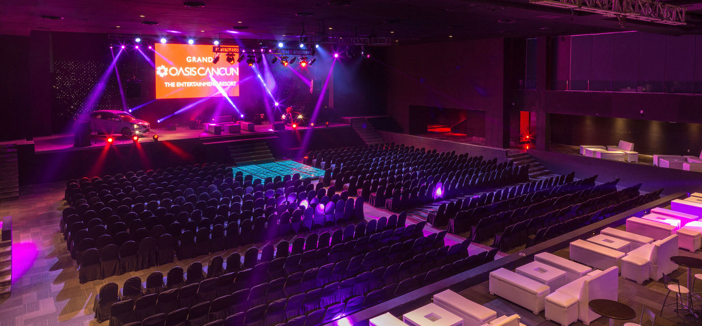 Image: PHOTO: The arena at Grand Oasis Cancun. (photo via Oasis Hotels & Resorts)