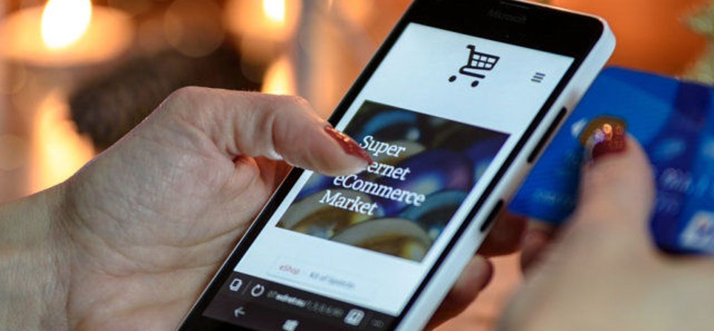 Image: PHOTO: Online shopping, credit card. (photo via Pixabay/Photo-Mix)