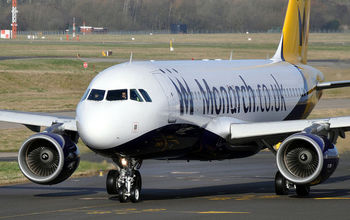 Monarch Airlines Airbus A320-214