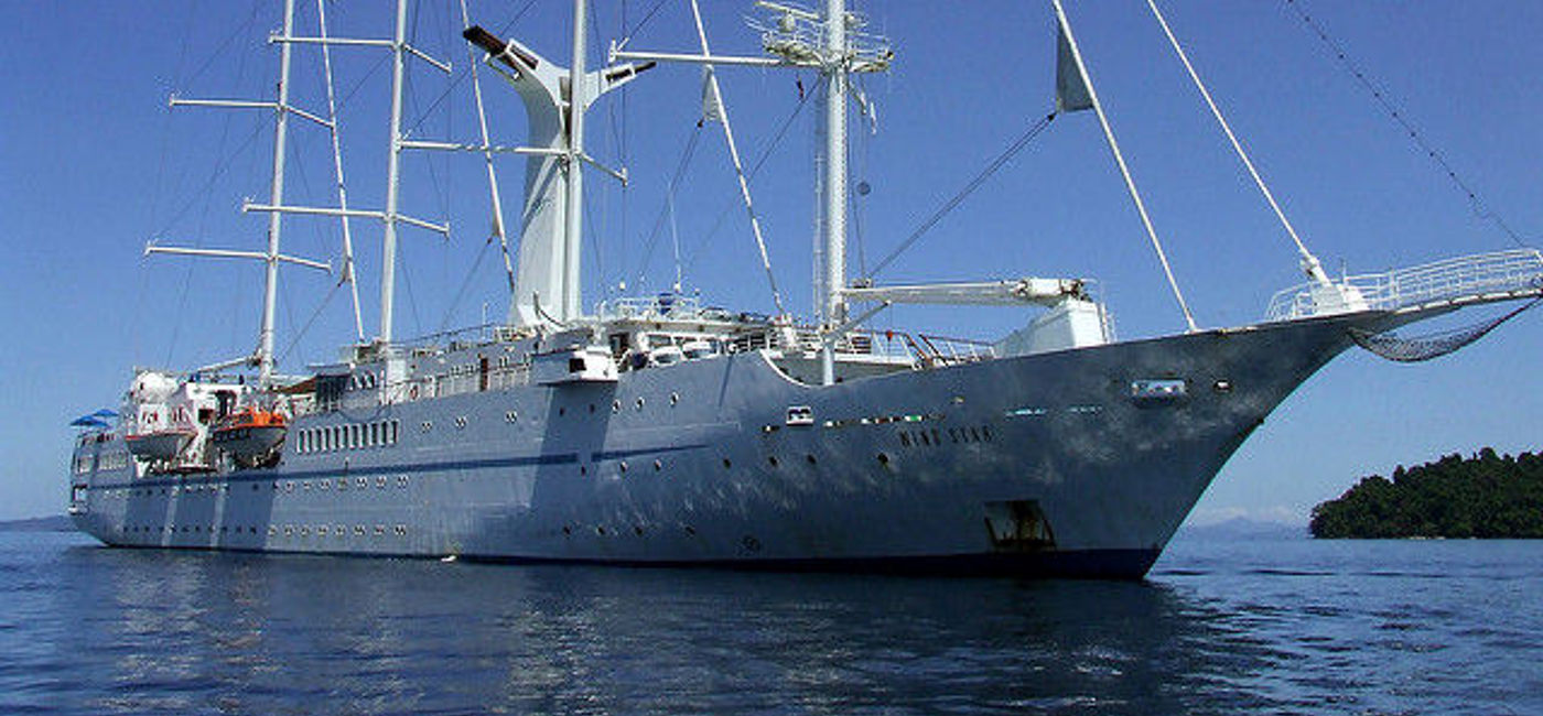 Image: PHOTO: Windstar's Wind Star anchored at Coiba Island, Panama. (photo via Flickr/size4riggerboots) 