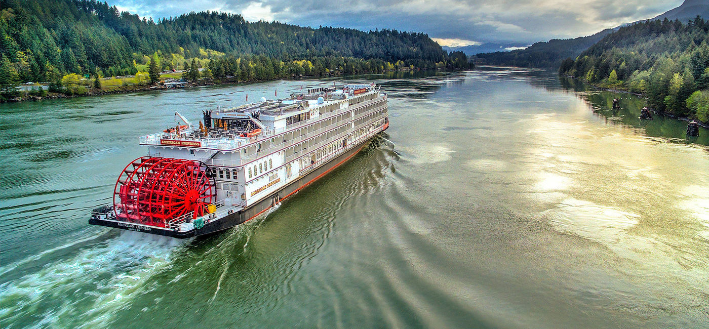 Image: American Empress, the Dalles, Oregon (photo courtesy American Queen Steamboat Company)