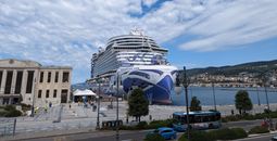 Norwegian Viva.
