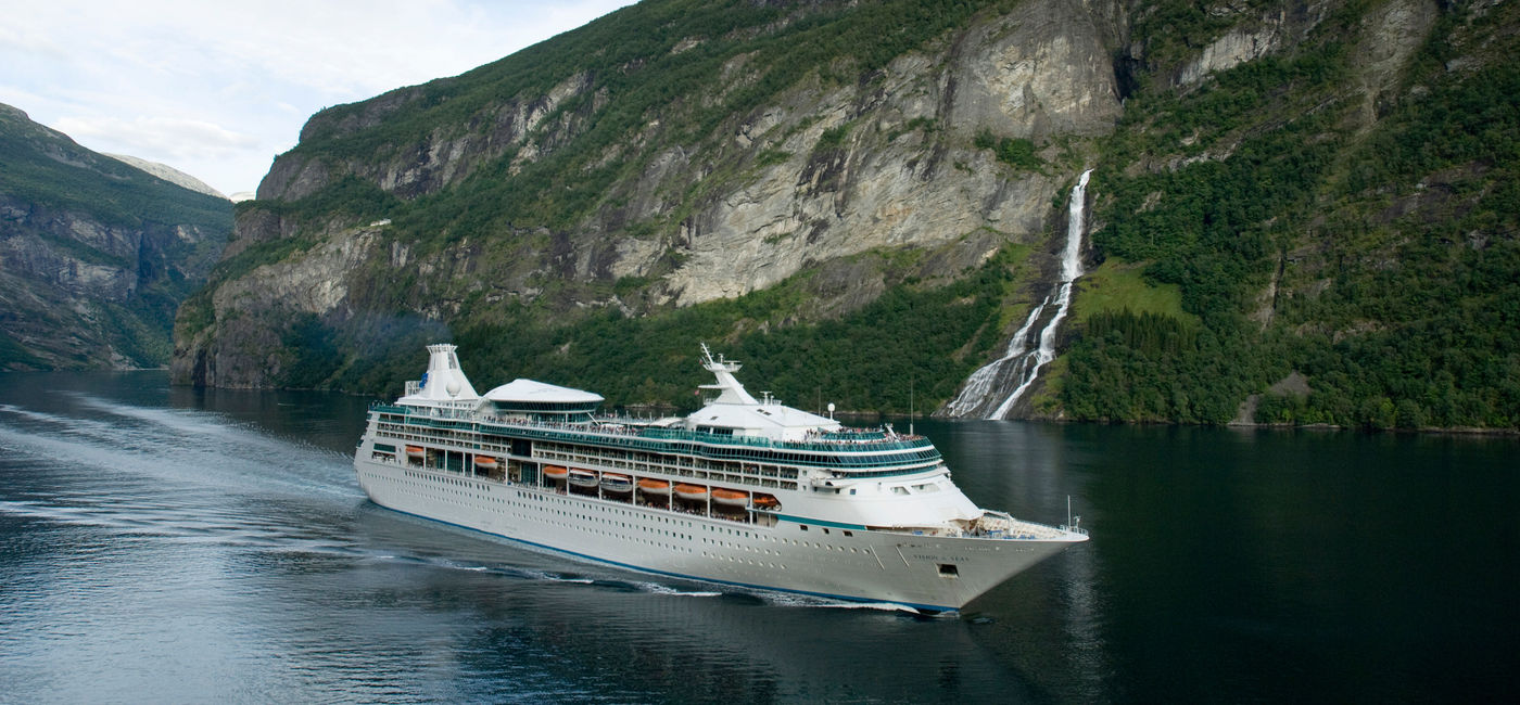 Image: Royal Caribbean's Vision of the Seas will port from Bermuda. (Photo via Royal Caribbean International.) (Royal Caribbean International)