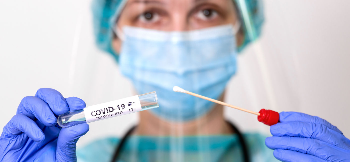 Image: COVID-19 testing (stefanamer / Getty Images)