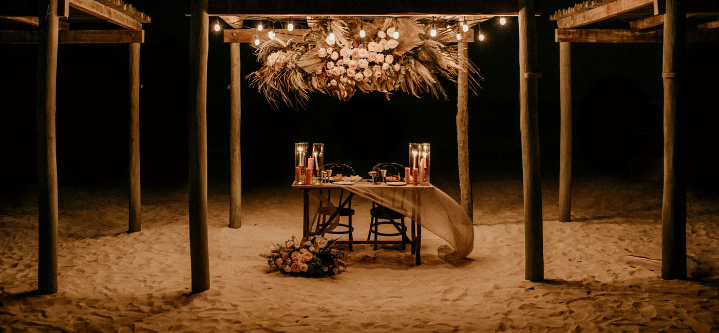 Image: A night wedding setup at the Live Aqua Beach Resort Cancun. (photo via La Coleccion Resorts) ((photo via La Coleccion Resorts))