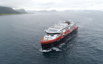 Hurtigruten, Roald, Amundsen