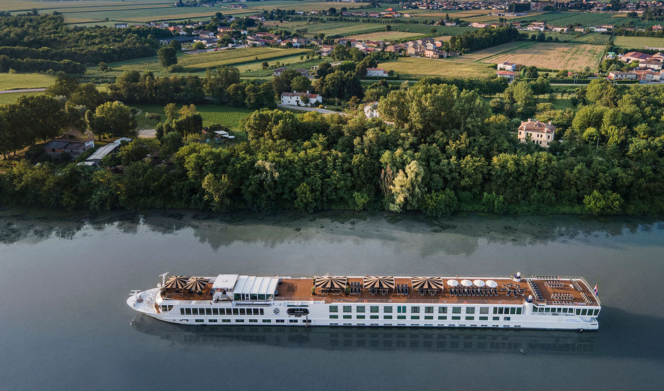 SS La Venezia, exterior