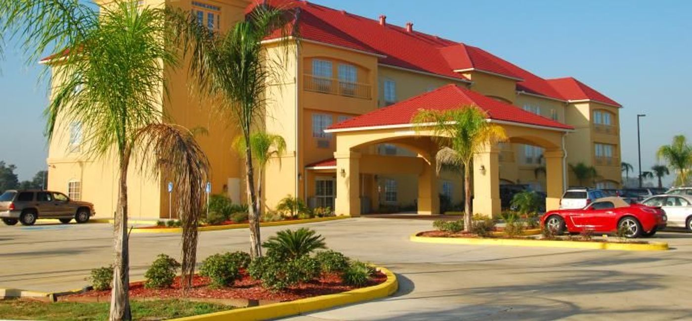 Image: PHOTO: La Quinta operates more than 880 properties across North America. (photo via Flickr/faungg's photos)