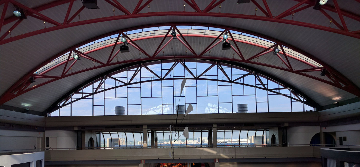 Image: Pittsburgh International Airport. (photo via Flickr/PIZW)
