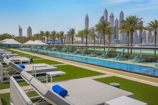 Hilton Palm Dubai Jumeirah, Hilton