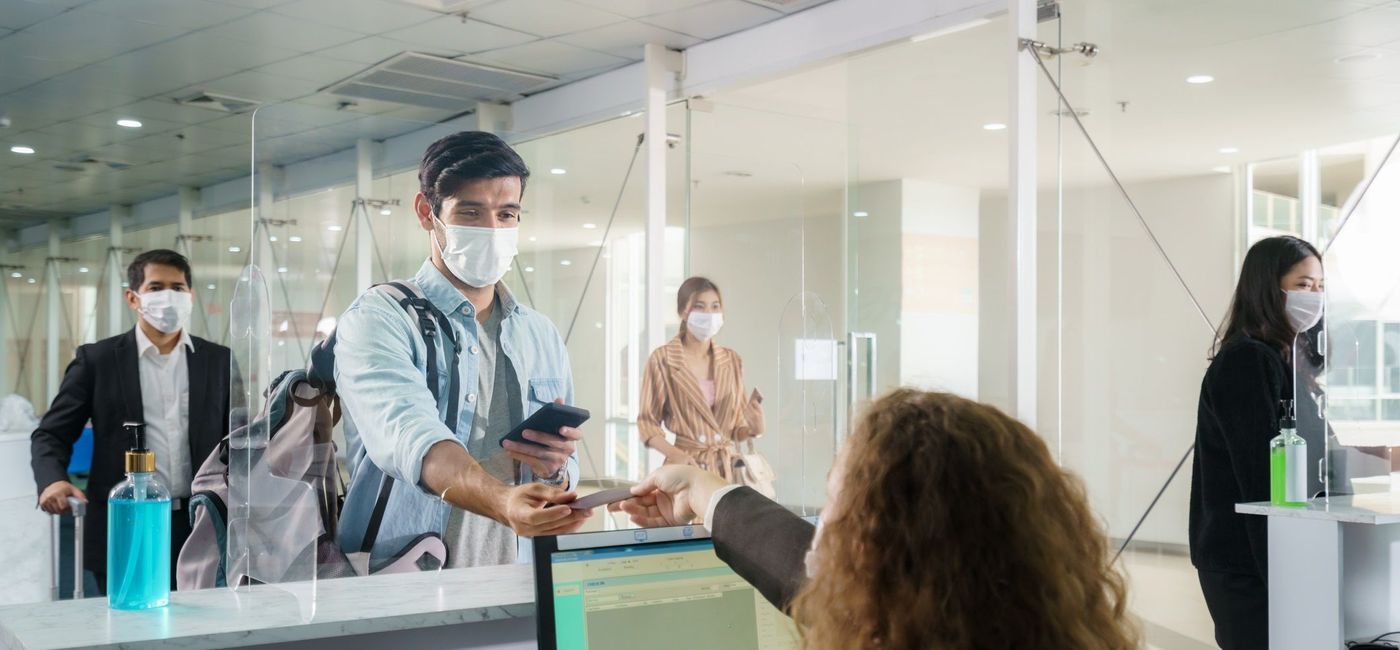 Image: The Canadian Travel and Tourism Roundtable says restrictions on unvaccinated travellers need to be dropped. (ake1150sb / iStock / Getty Images Plus)