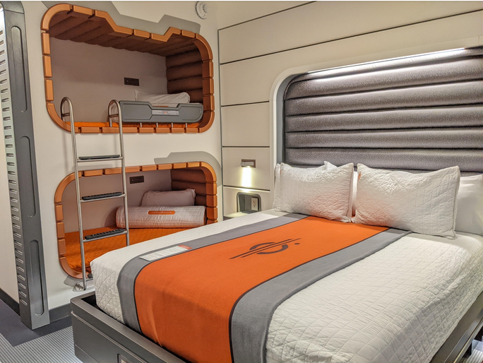 Standard Cabin Walt Disney World Resort, Star Wars: Galactic Starcruiser