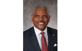 Arnold Donald, CEO Corp.