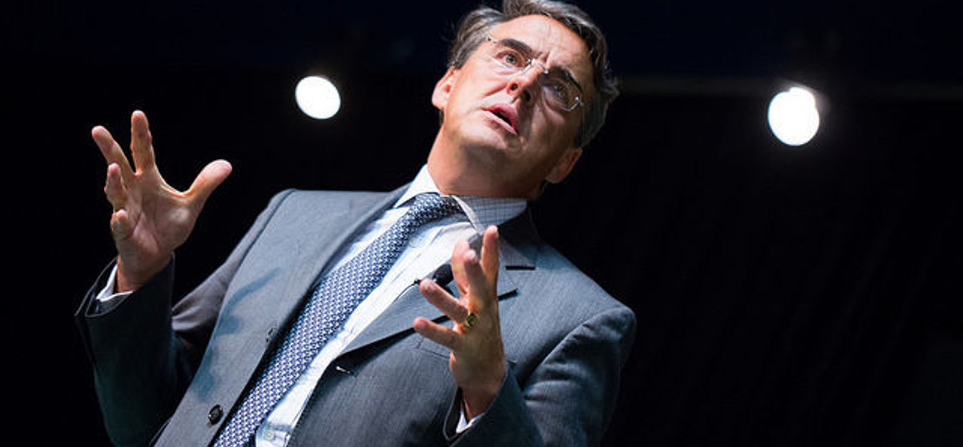 Image: IATA CEO raises concerns about creeping re-regulation of the air transport industry. (photo via Flickr/Ecole University)