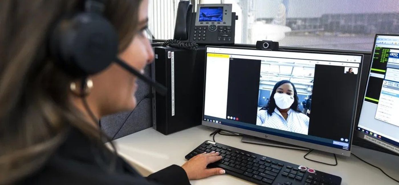 Image: PHOTO: United Airlines' new Agent on Demand service. (photo via United Airlines Media)
