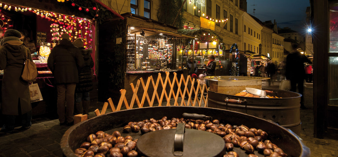 Image: Christmas Market on Spittelberg.© WienTourismus/Christian Stemper (Photo Credit: Vienna Tourist Board)