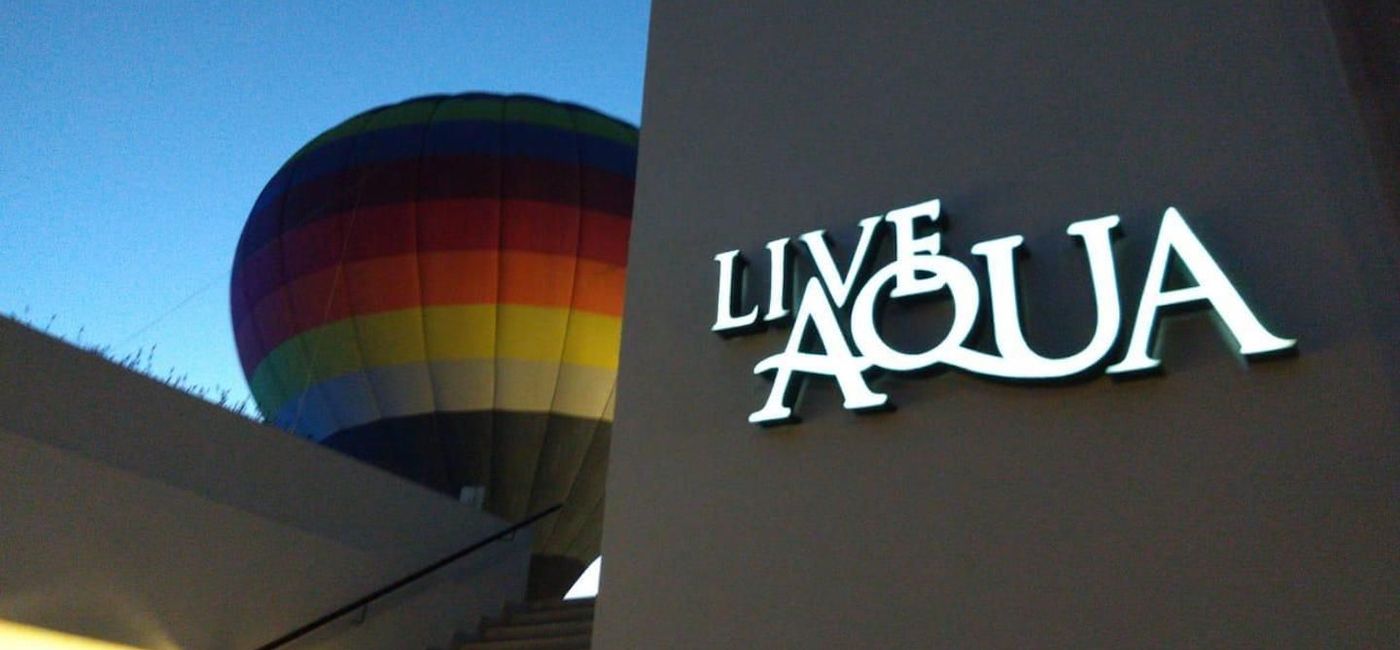 Image: At Live Aqua Urban Resort San Miguel de Allende, guests can opt for hot air balloon rides. (photo via La Coleccion)