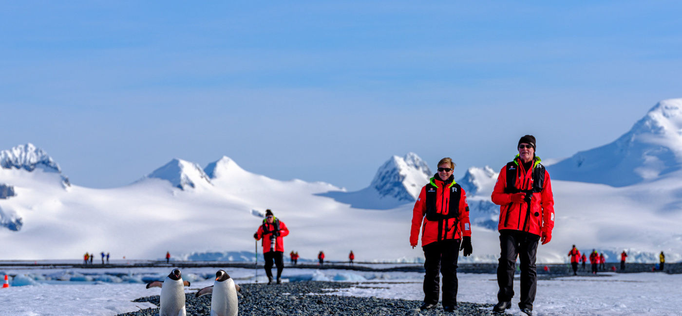 Image: Landing MS Roald Amundsen. (photo via Dan Avila / Hurtigruten Media)