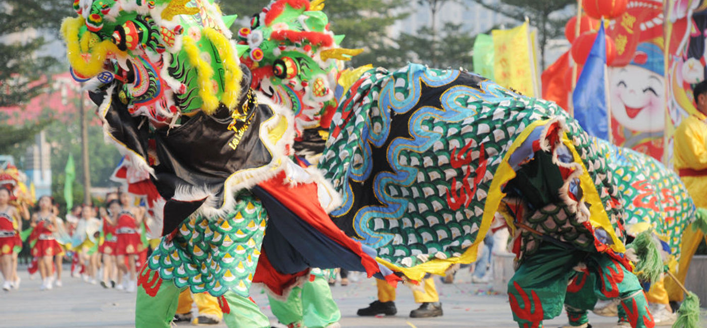 Image: PHOTO: Start the Chinese New Year celebration with an additional gratis checked bag.  (photo courtesy of Thinkstock)