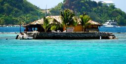 Happy island, Beach bar, St. Vincent & The Grenadines
