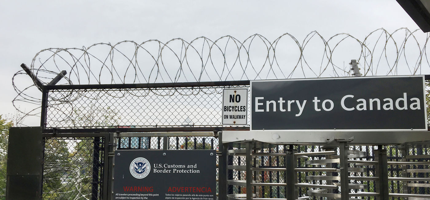 Image: PHOTO: Customs and Border Protection checkpoint at Canadian-U.S. border. (photo via mphillips007 / iStock / Getty Images Plus)