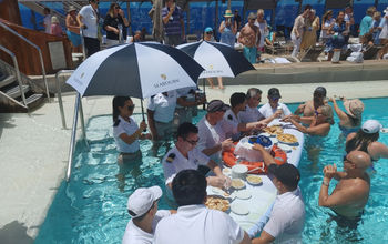Travel Experts Summit, pool, cruise, Seabourn Ovation 