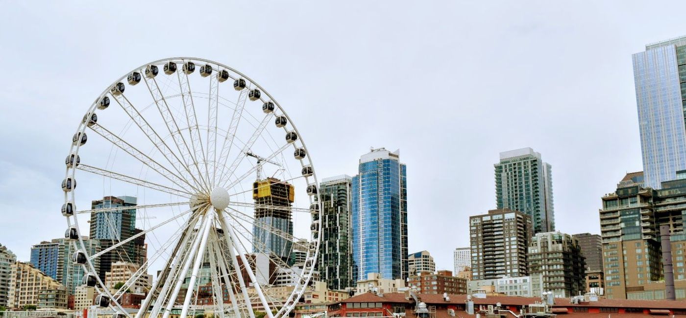 Image: Seattle Great Wheel. (photo via Lauren Bowman)