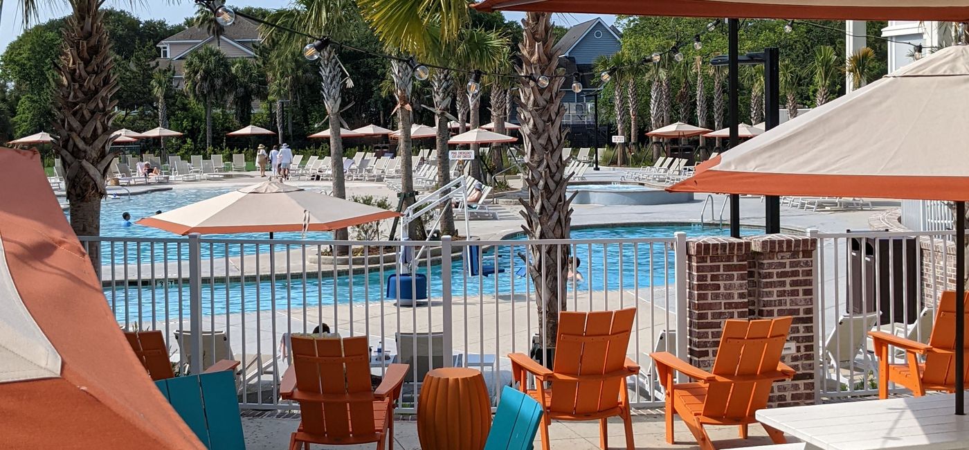 Image: Poolside at Sweetgrass Inn (Photo via Susan Young)