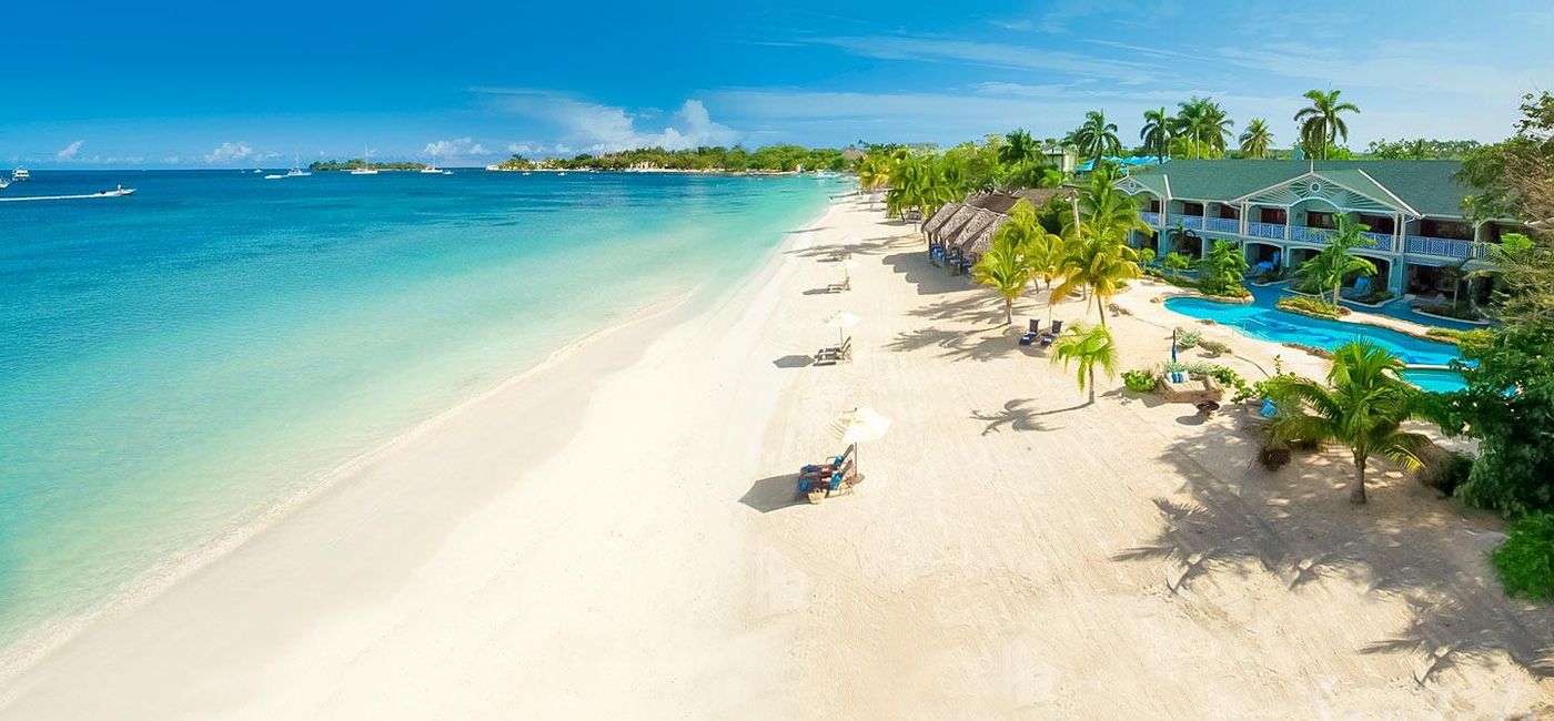 Image: PHOTO: A beautiful day at Negril Beach, Jamaica. (photo courtesy of Sandals Resorts)