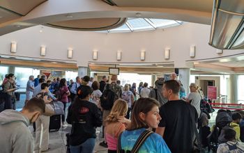 people at the airport, crowd, travelers, travel, traveling