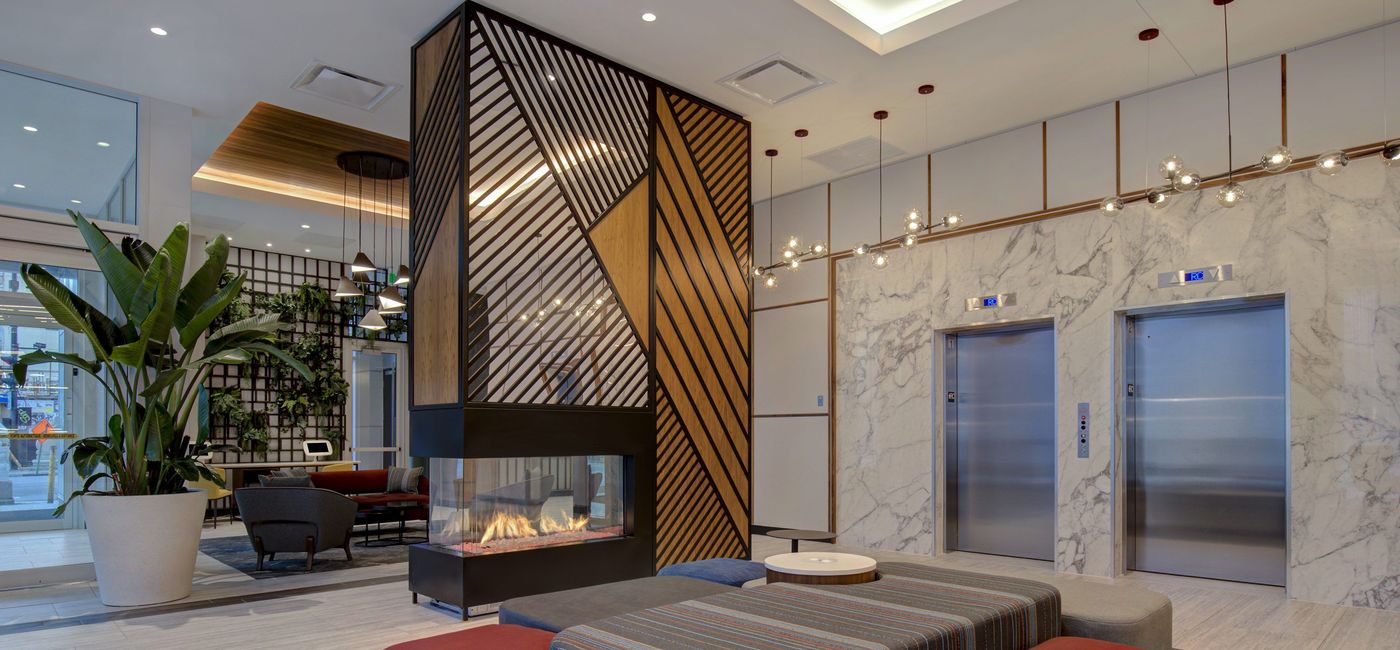 Image: Lobby Hampton (Lobby Hampton)