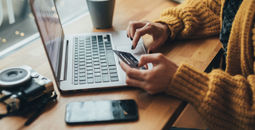 Woman holiday shopping online