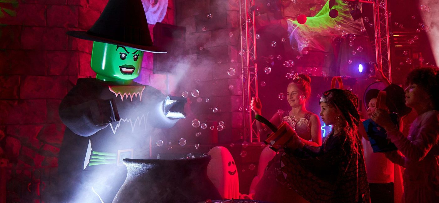 Image: Brick or Treat at LEGOLAND Resorts. (photo via LEGOLAND Resorts Media)