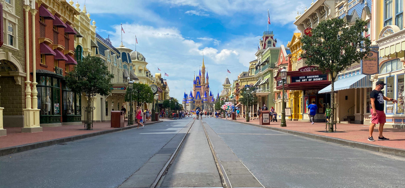 Image: Disney World Magic Kingdom Main Street (Photo via Brooke Geiger McDonald)