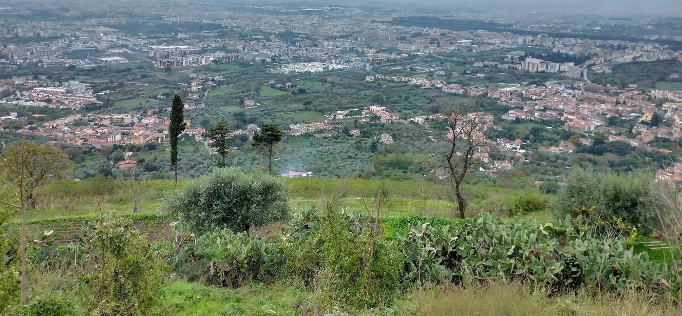 Image: Caserta and surroundings (photo by Greg Custer)