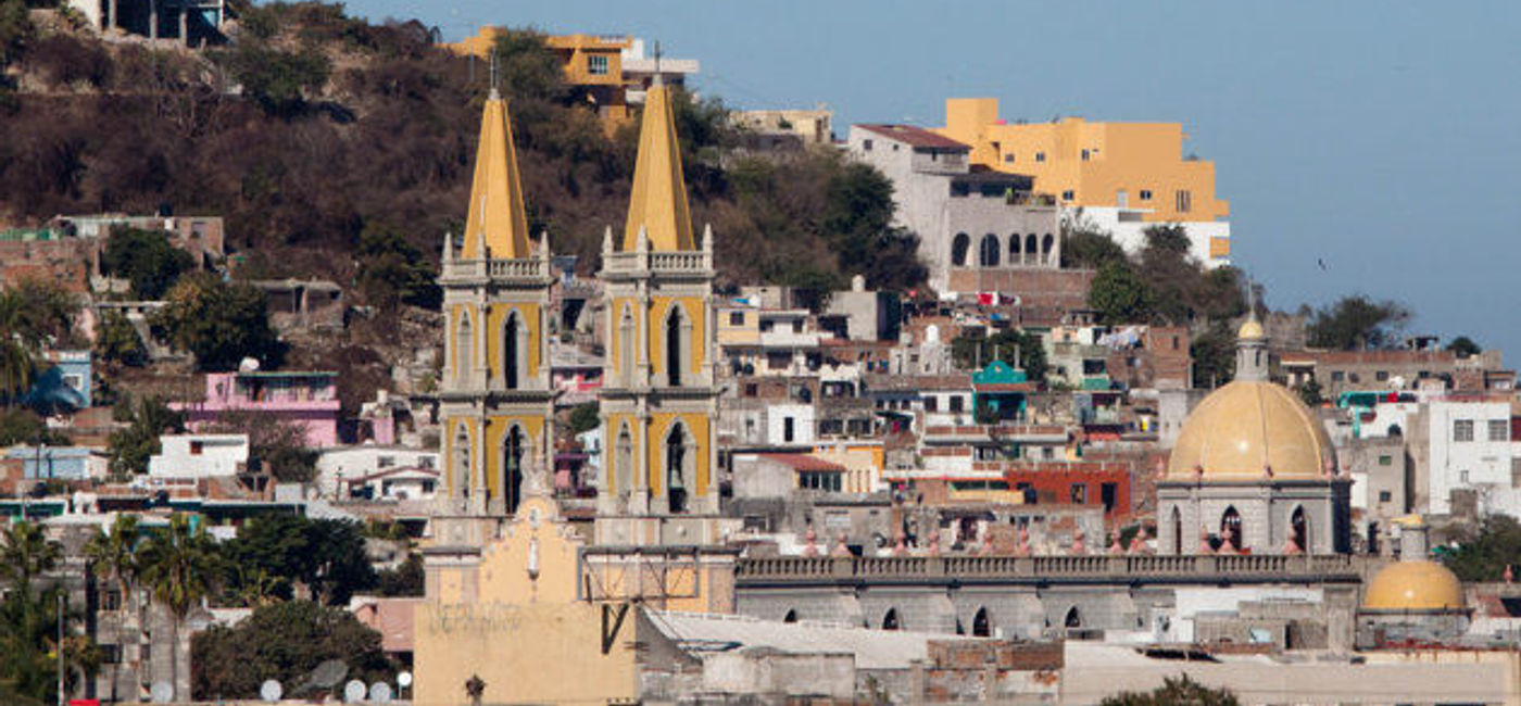 Image: PHOTO: Mazatlan's Centro Historico is a hub for visitors. (photo via Flickr/Dawn Beattie)