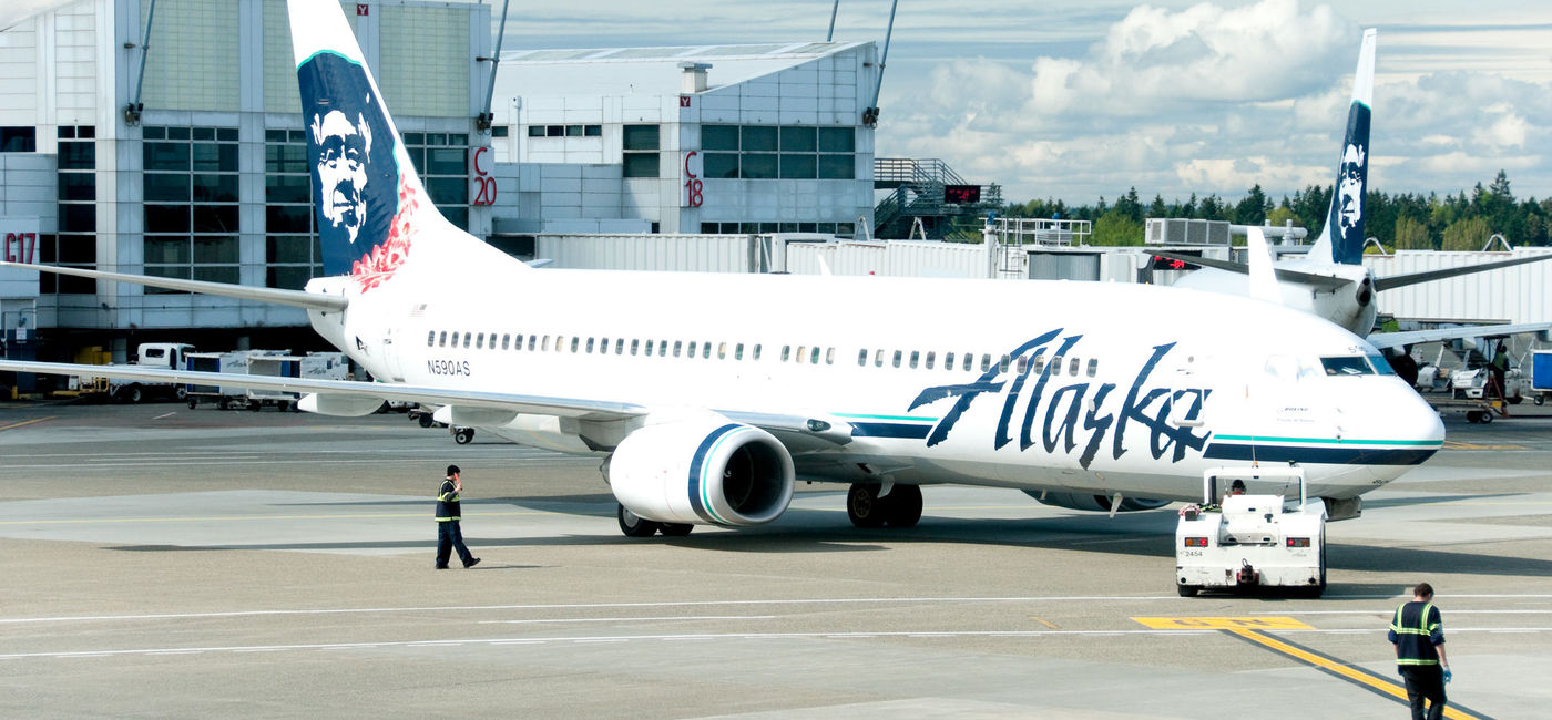 Image: PHOTO: Alaska Airlines plane. (photo via 400tmax/iStock Unreleased)